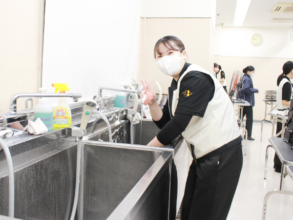１年生、年度末の大掃除♪